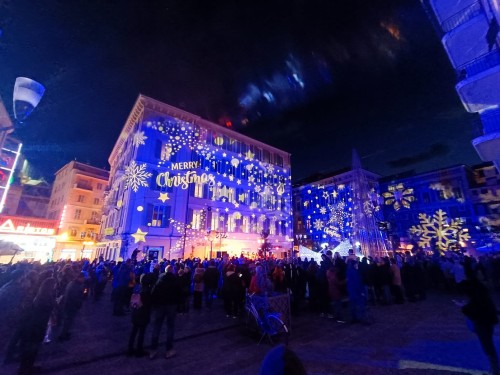 efekt-projektor-iluminacji-gobo-swiateczne-divum — kopia.jpg