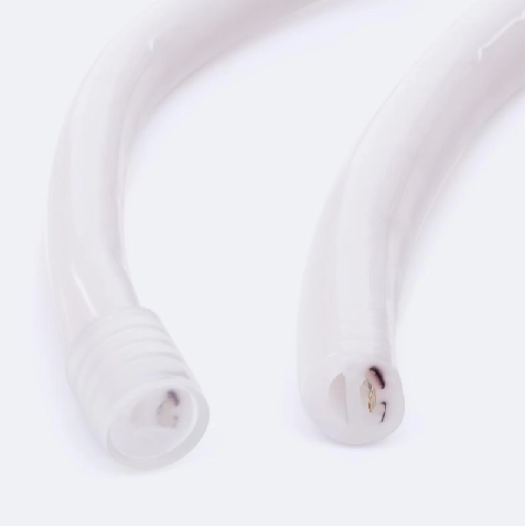 kabel-zasilajacy-neo-oswietlenie-ledy-swieta-elewacja.png